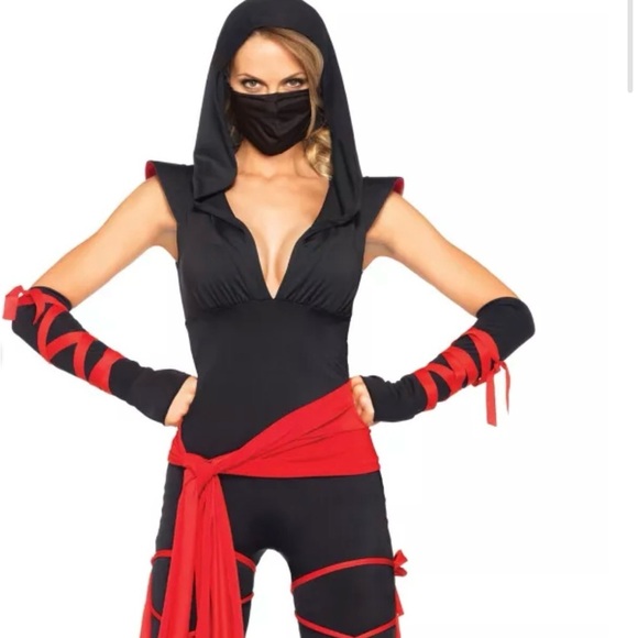 Deadly Ninja Costume - Picture 6 of 8